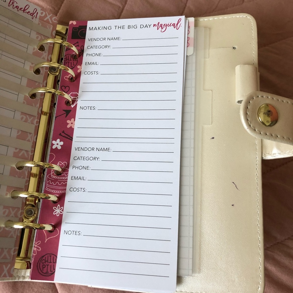 Customizable Wedding Planner - Picture 4 of 8